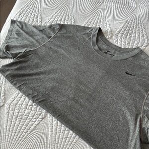 Nike Gray Short Sleeve Tee Casual Comfort